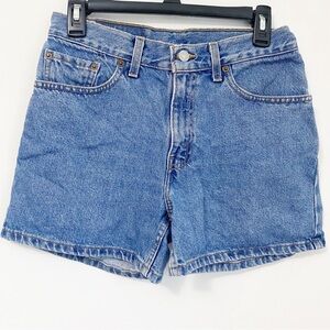Vintage Levi’s Denim Jean High Waisted Shorts Y2K 2000 Waist 28